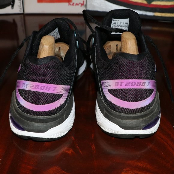 Asics Gt 2000 7 Gel Runners Sz 11 Black/Skylight Like new - Picture 2 of 8